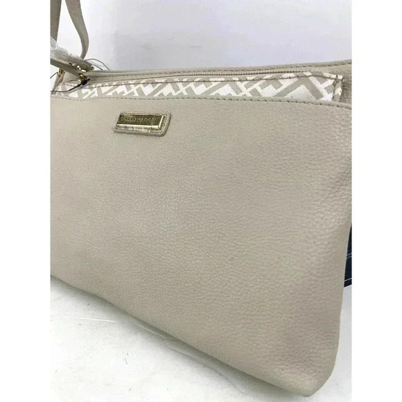 Tommy Hilfiger Beige Pebble Leather Crossbody Purse with Pouch Twice as Nice - Picture 3 of 16